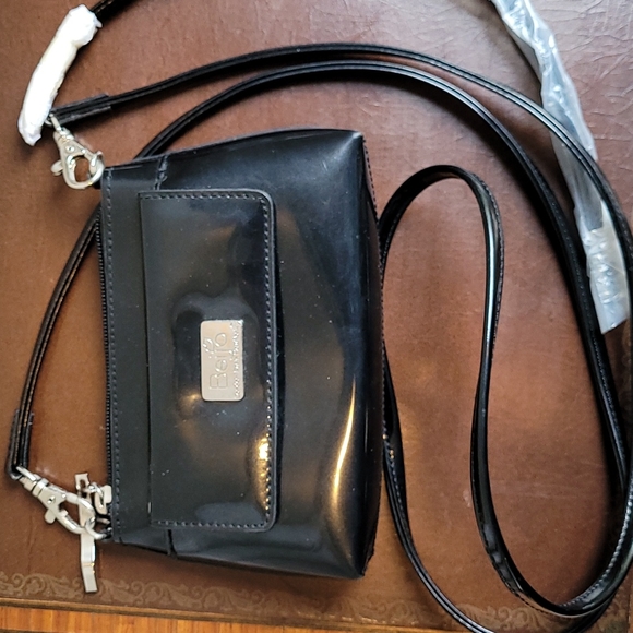 Beijo First Date Crossbody/Wristlet - Picture 2 of 6